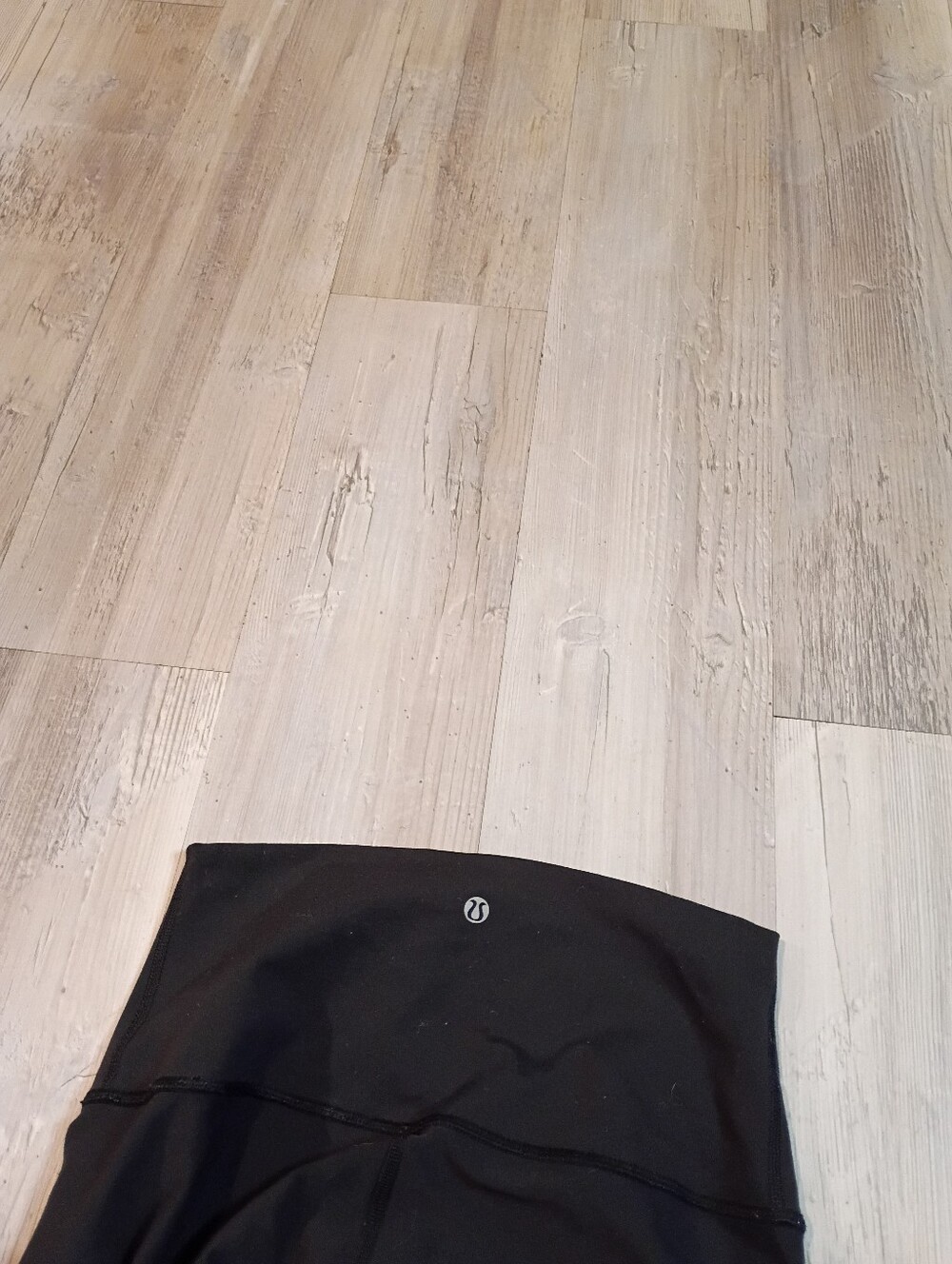 Lululemon - Picture 6 of 6